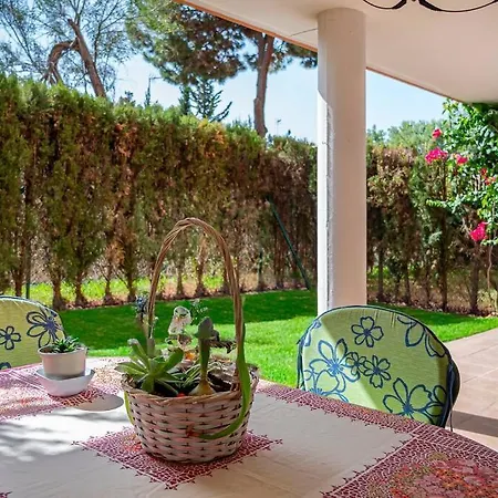 Beautiful 2br With Terrace, Garden & Pool * Marbella